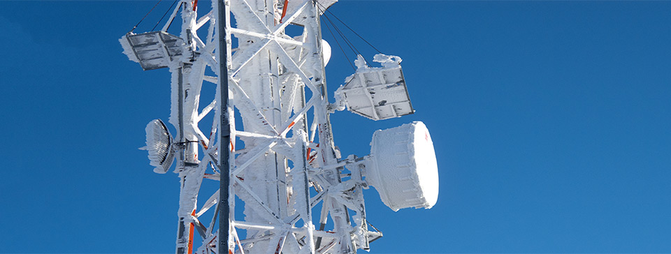 Telecommunication antennas